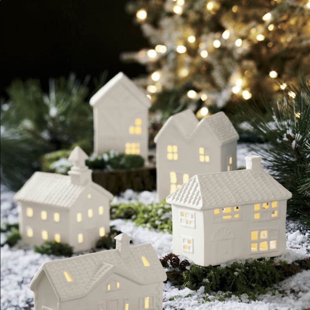 ISO CRATE & BARREL PORCELAIN CHRISTMAS HOUSES - Picture 3 of 4